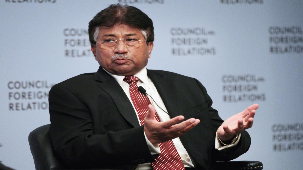 Amid reports of his passing away, former Pak president Pervez Musharraf's family says he's at difficult stage, recovery not possible