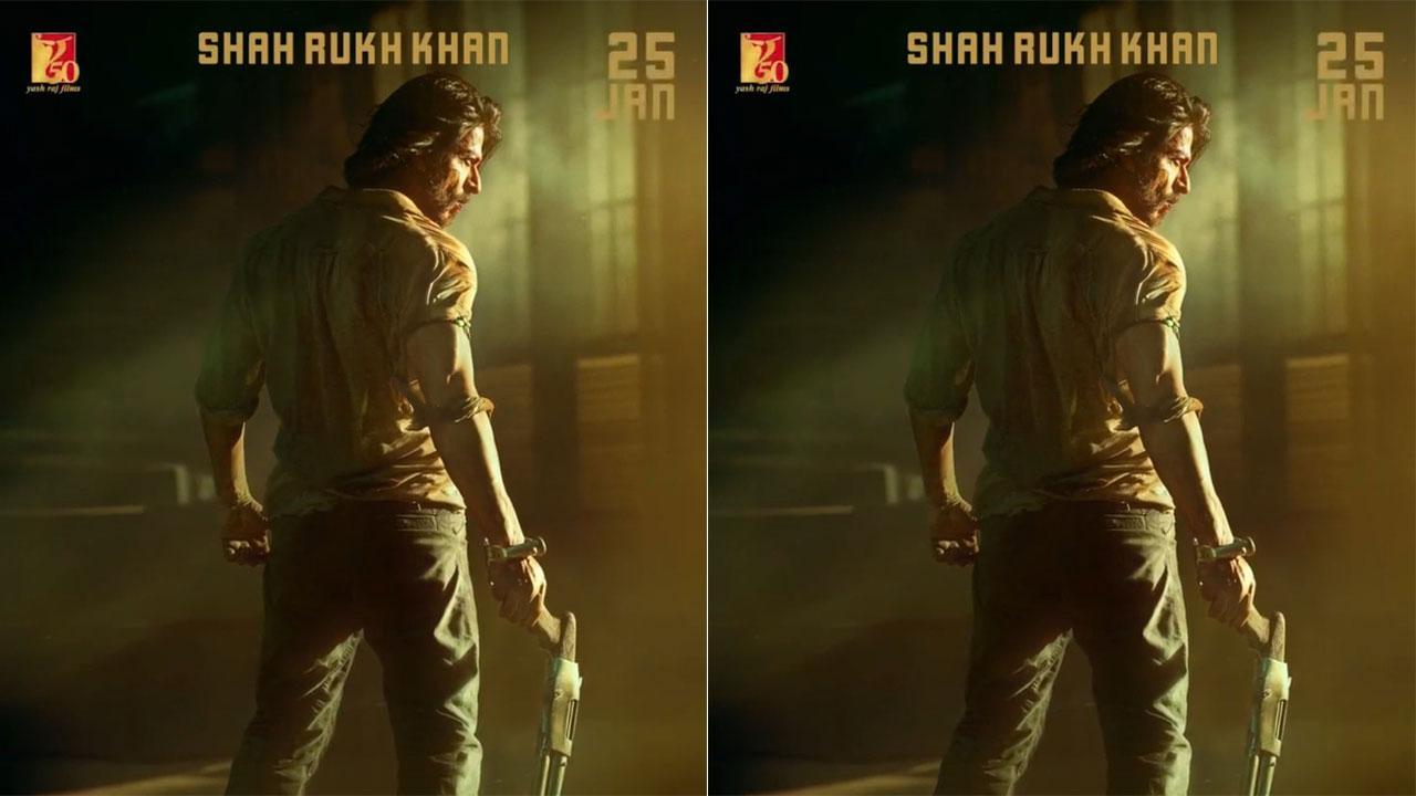 Here's presenting the motion poster and Shah Rukh Khan's look from 'Pathaan'
