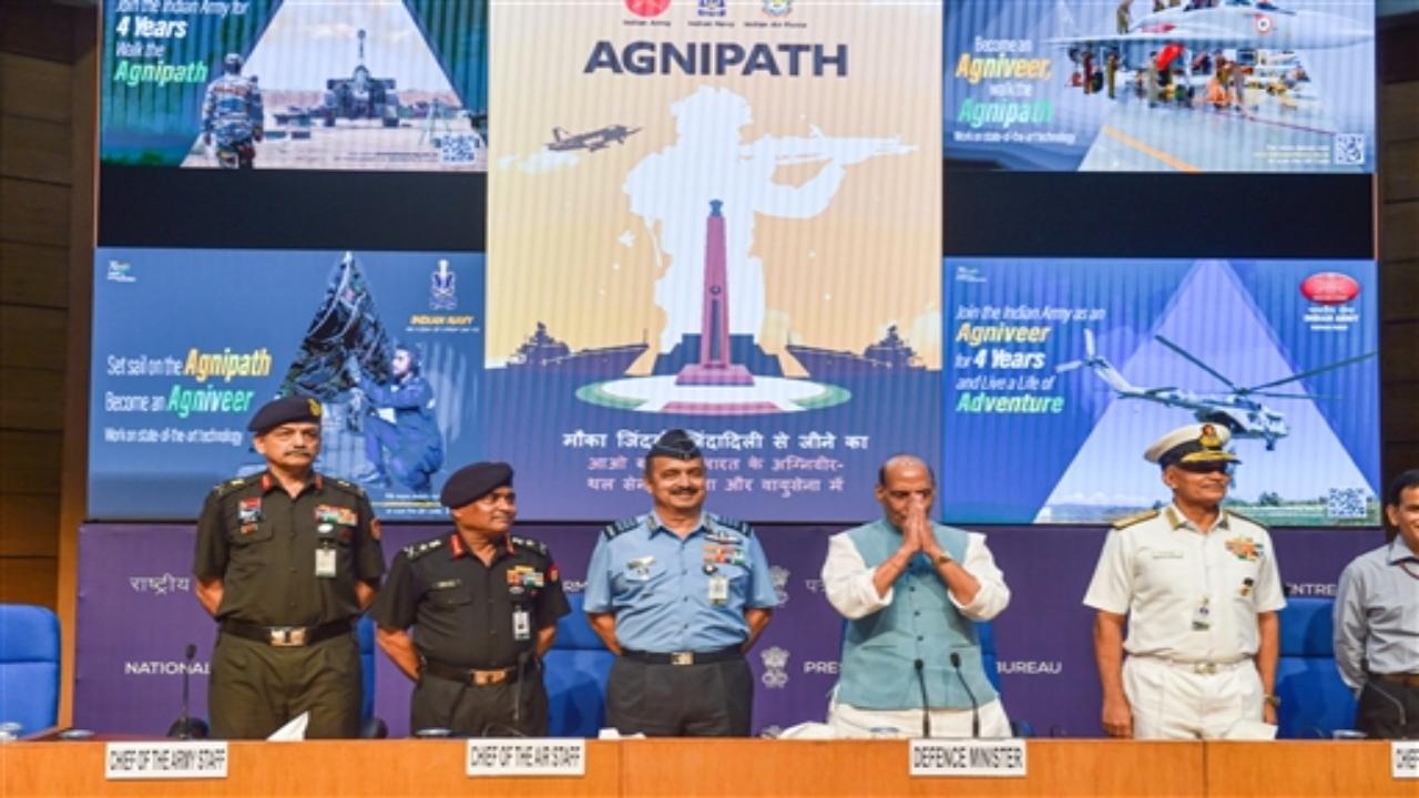 Govt unveils radical changes in recruitment of soldiers with 'Agnipath' scheme