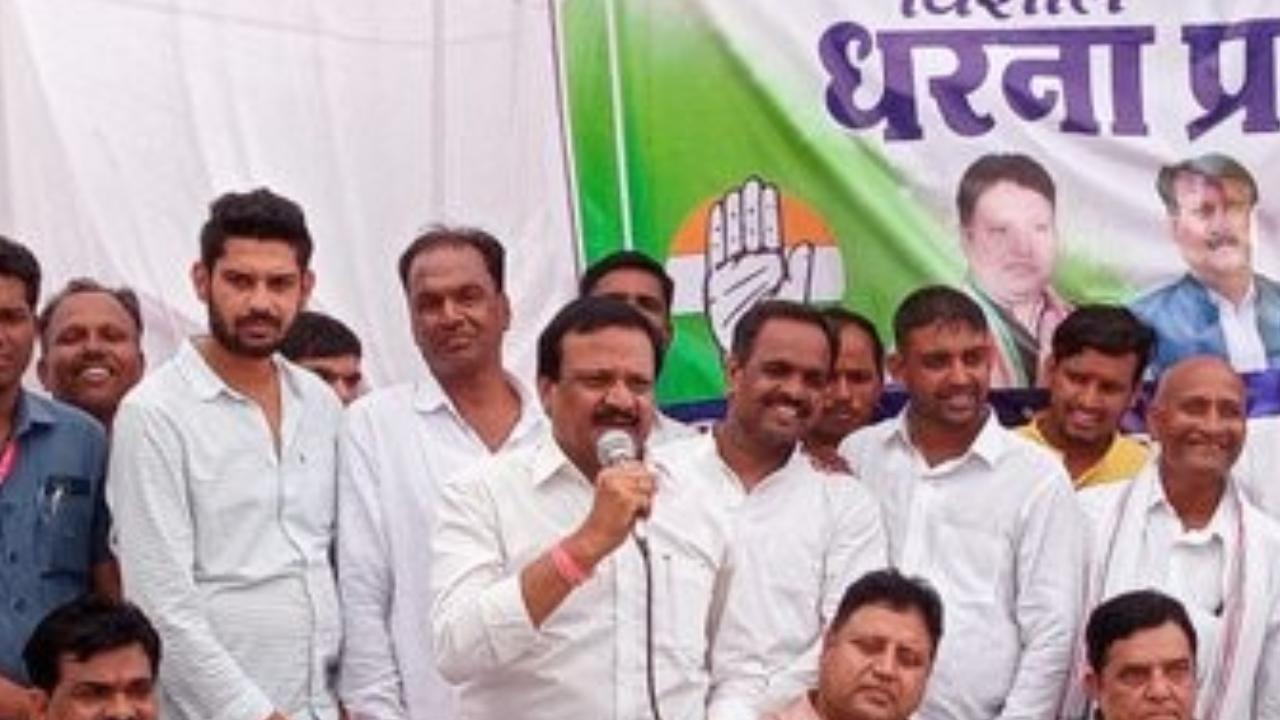 Jinnah, Nehru divided country in act of wisdom: Congress leader