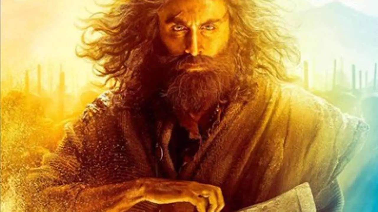 Days after Ranbir Kapoor's first look from 'Shamshera' was leaked on social media, Alia Bhatt officially shared the poster of her husband's 'Shamshera' avatar. Taking to Instagram, Alia dropped the poster and wrote, 