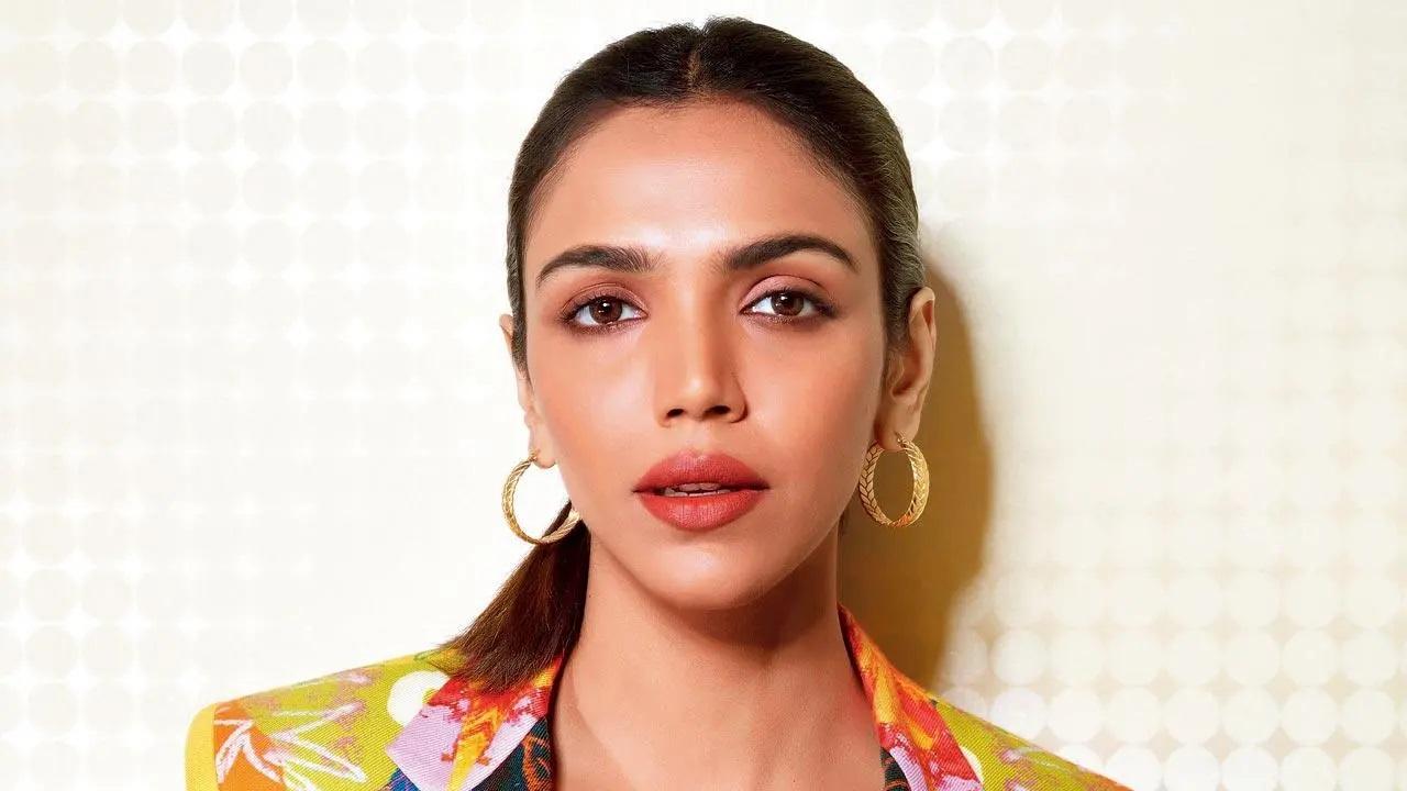 She has had two back-to-back releases in Amazon Prime Video’s Guilty Minds and Zee5’s The Broken News, but Shriya Pilgaonkar has moved on to her next. Making a conscious decision to take up projects that don’t stereotype her, she is now working on a romantic comedy Taaza Khabar with YouTube star Bhuvan Bam. Talking to mid-day from the set of her next, she says, “Taaza Khabar is a fun script where I play a sex worker.” Now, that’s a drastic shift from essaying a lawyer (Guilty Minds) and a journalist in The Broken News. Read full story here








 


 
 



 













