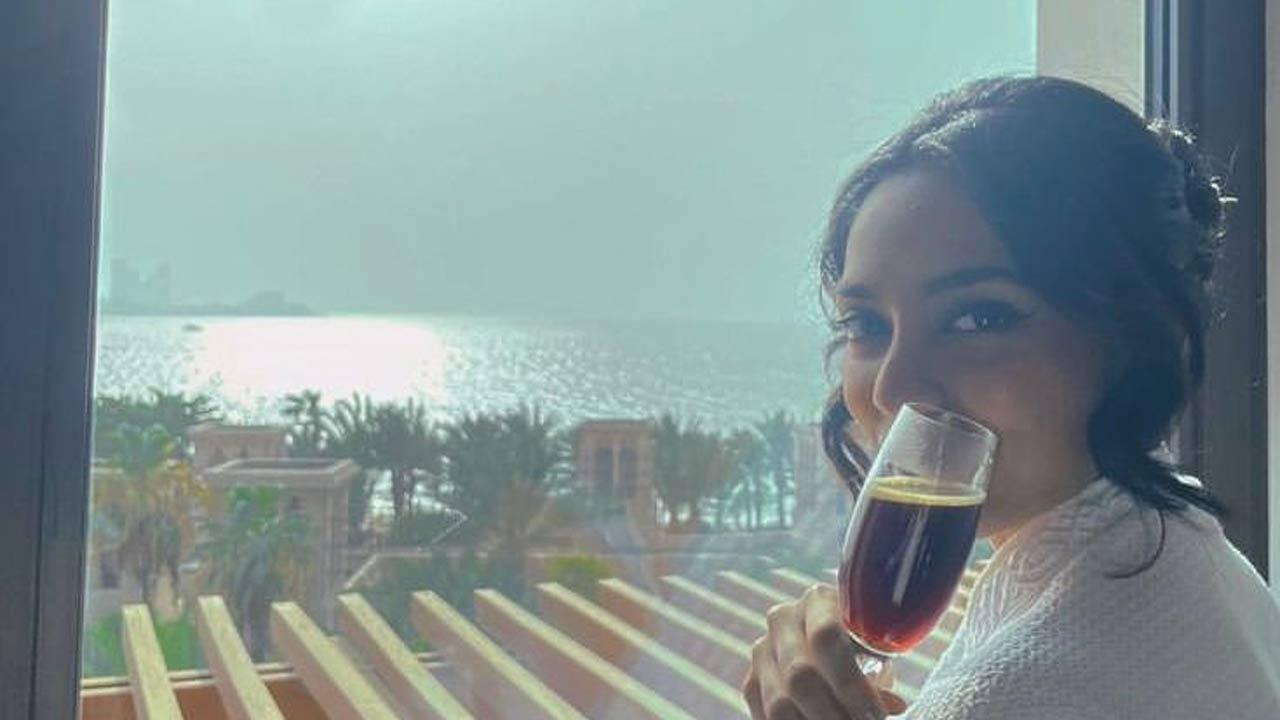 Sobhita Dhulipala enjoys a glass of champagne in 48 degrees of heat in new post