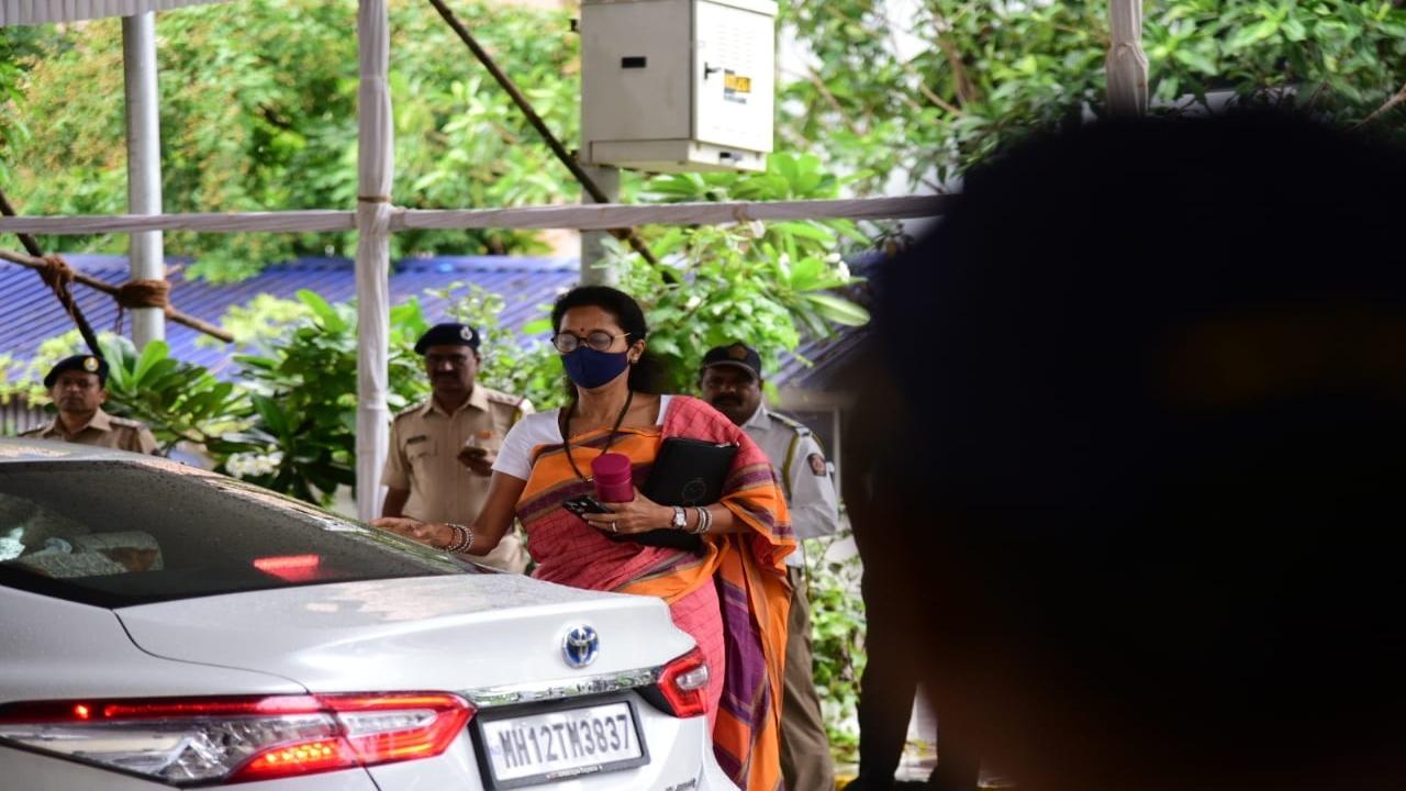 NCP MP and Sharad Pawar's daughter Supriya Sule also reached Vidhan Bhavan ahead of the polls