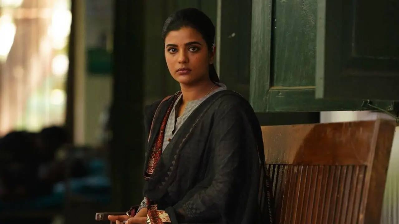 Actress Sriya Reddy, who plays a cop called Regina in the eagerly-awaited investigative Tamil web series Suzhal, that is to be streamed on Prime Video, believes the series is going to make history in many ways. Read the full story here