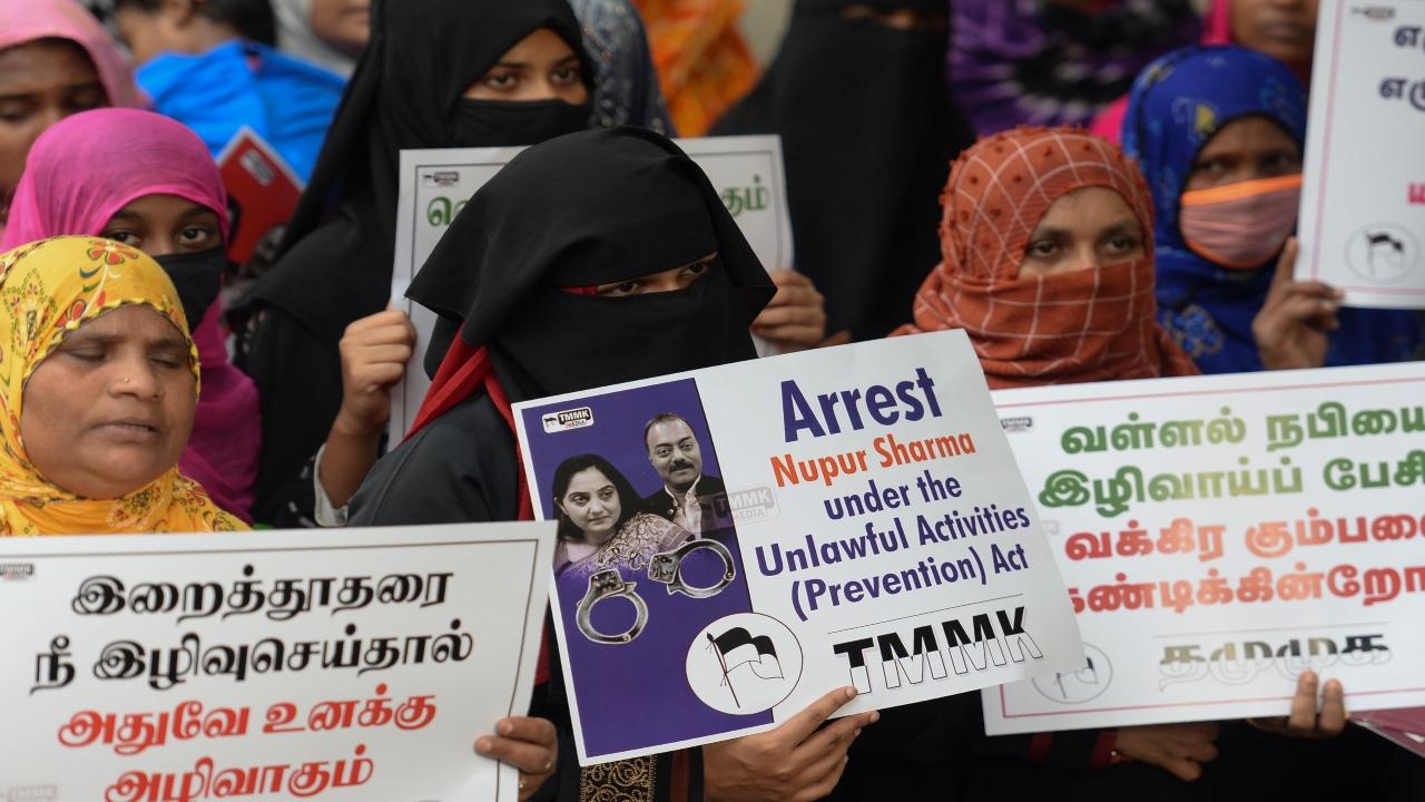 Activists of the Muslim non-governmental organisation Tamilnadu Muslim Munnetra Kazhagam (TMMK) hold placards during a protest against BJP's ormer spokeswoman Nupur over her remarks on the Prophet Mohammed, in Chennai. Pic/AFP