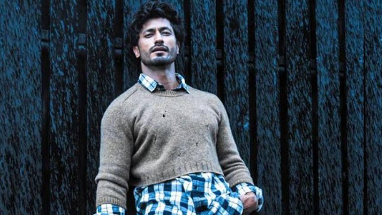 Watch Video: Vidyut Jammwal wins a fan's heart as he takes her for a drive in his swanky car