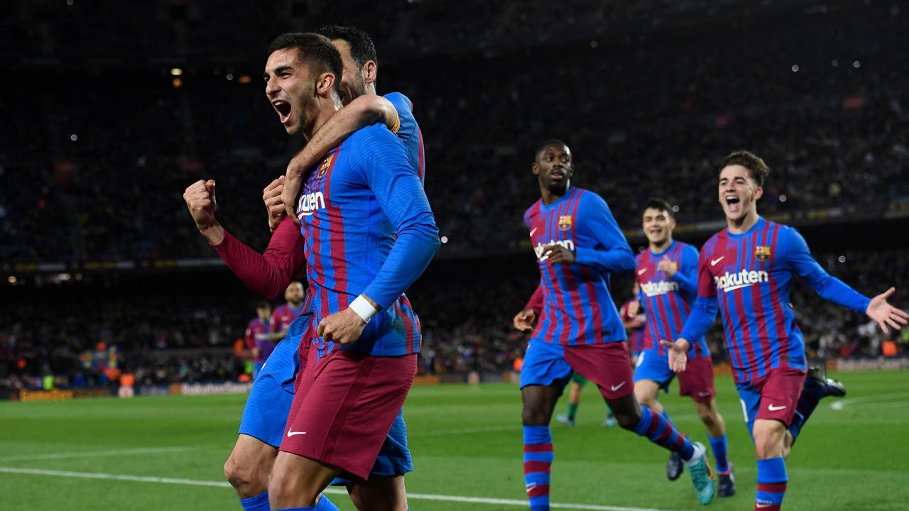 Torres scores brace as Barca thump Osasuna 4-0