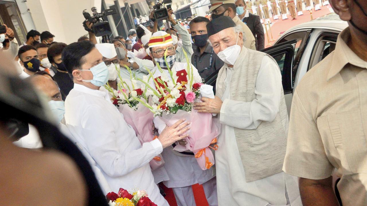 Maharashtra Governor Bhagat Singh Koshyari leaves Vidhan Bhavan amid chaos