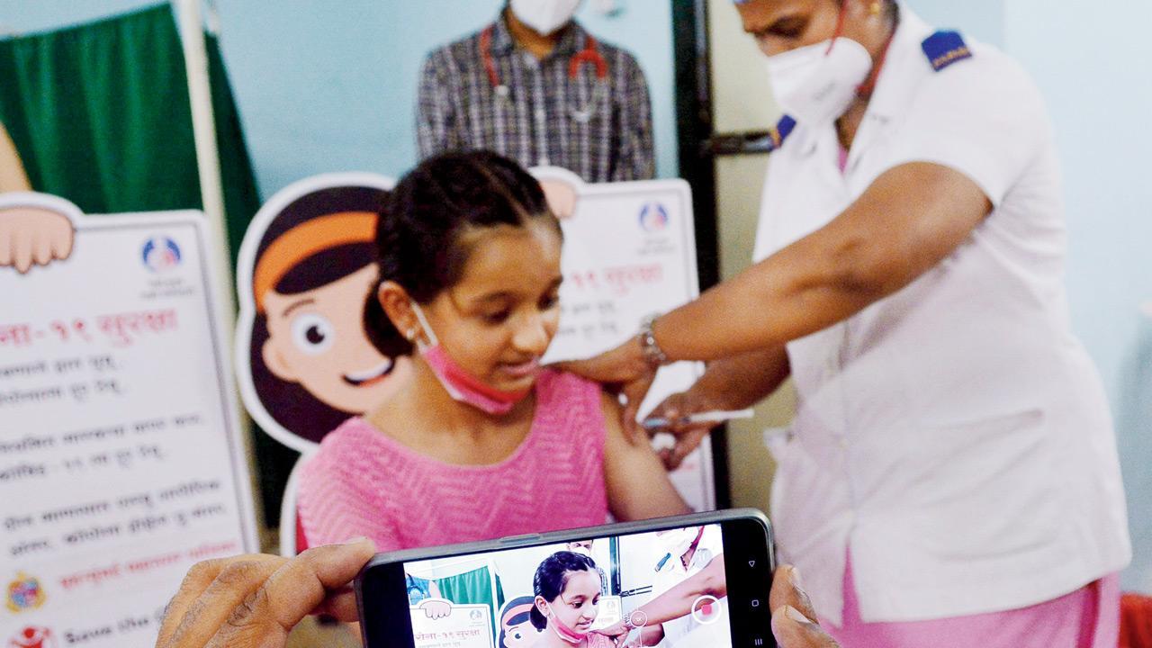 Mumbai: CoWin app glitches mar children’s Covid-19 vaccine drive