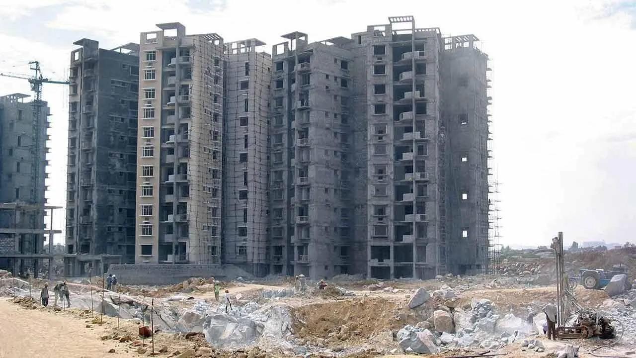 Mumbai builder, kin held for reselling mortgaged flats to buyers