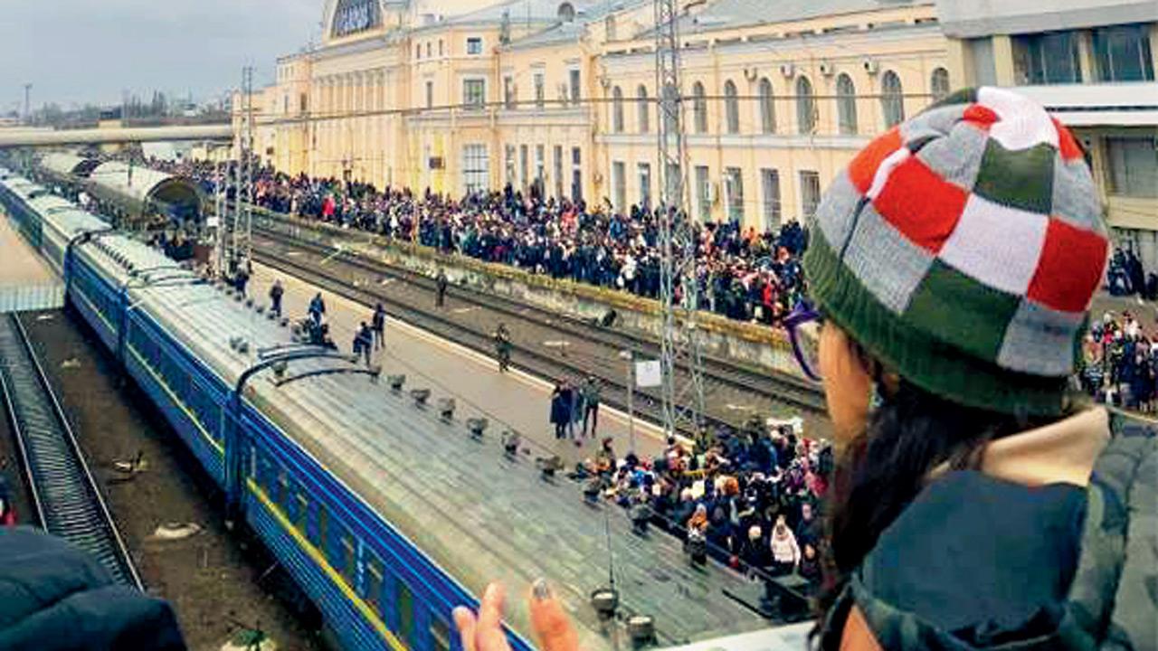 A crowded railway station in Kharkiv, Ukraine