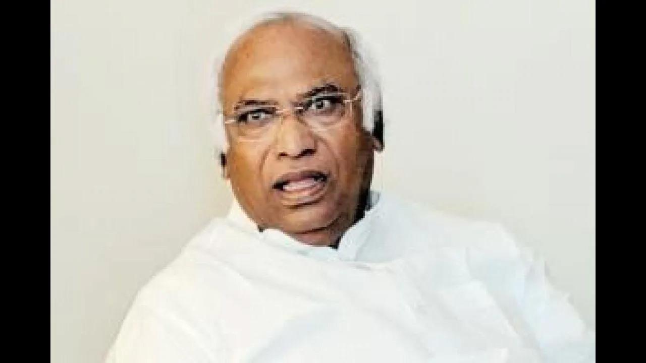 Congress leaders chalk out strategy for Budget session