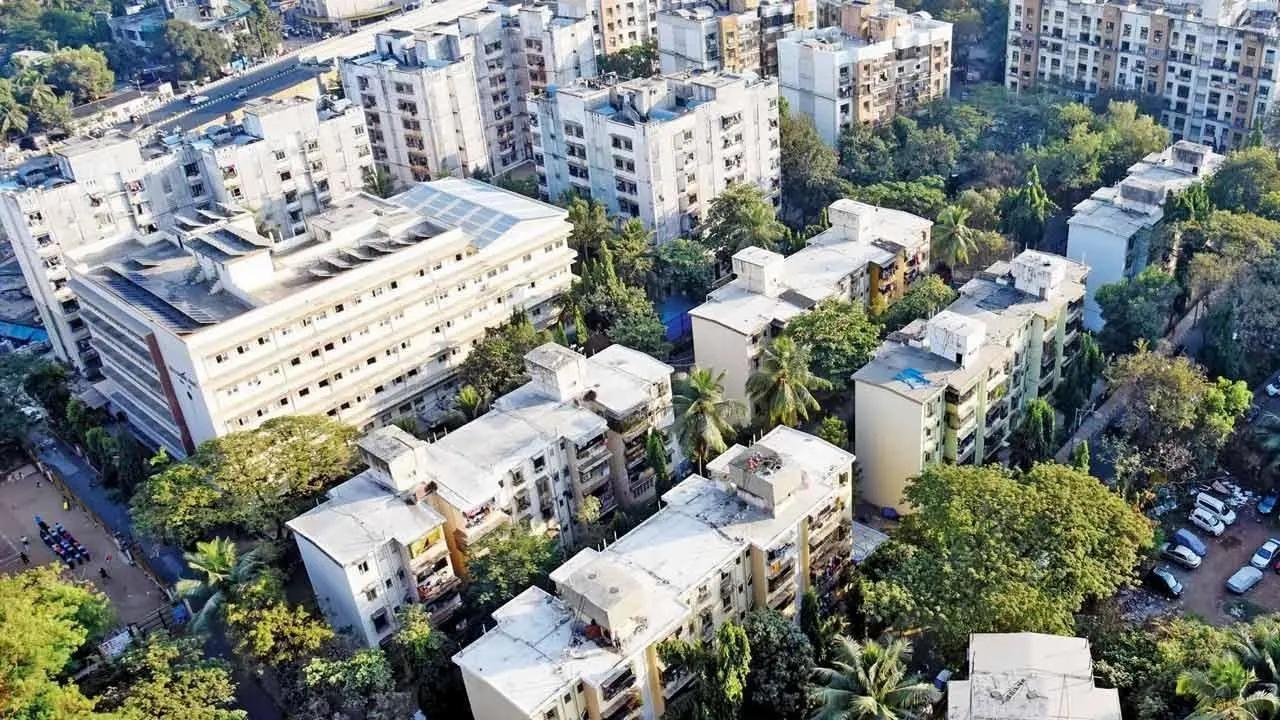 AAP opposes Maharashtra government's decision to allot flats to MLAs, MLCs