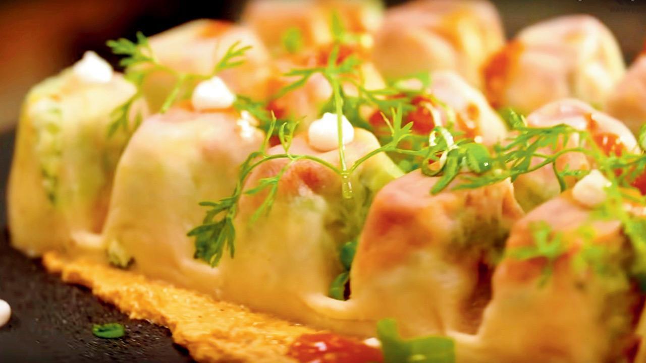 Mumbai chefs share tips on how to fold momos effortlessly