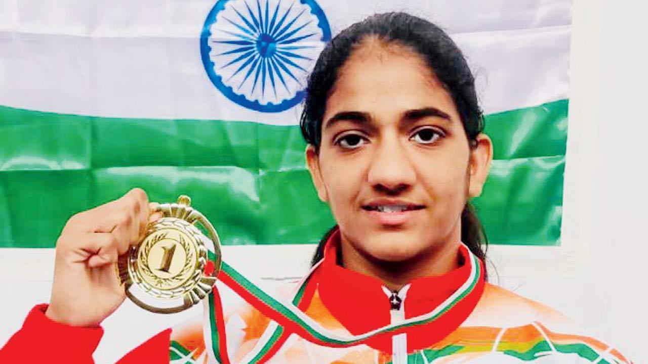 Boxer Nitu lives father’s dream on Strandja debut