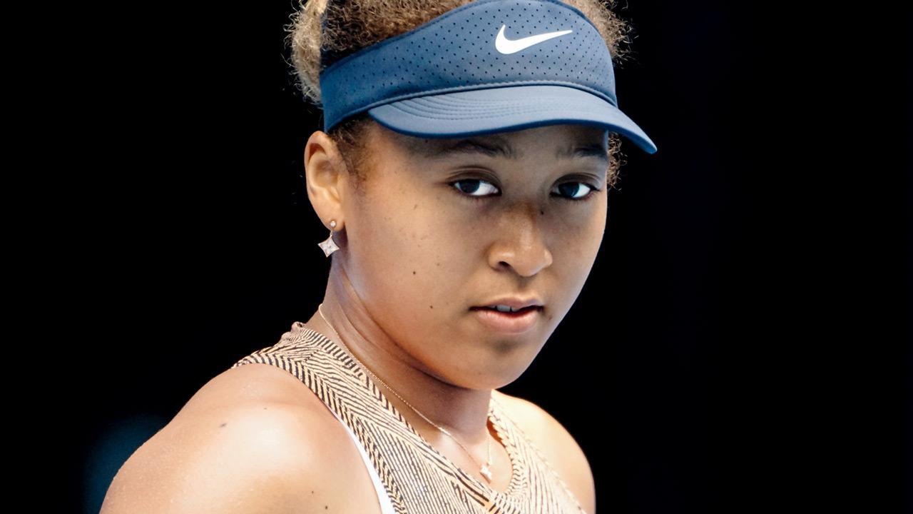 Miami Open: Osaka breezes past Kerber