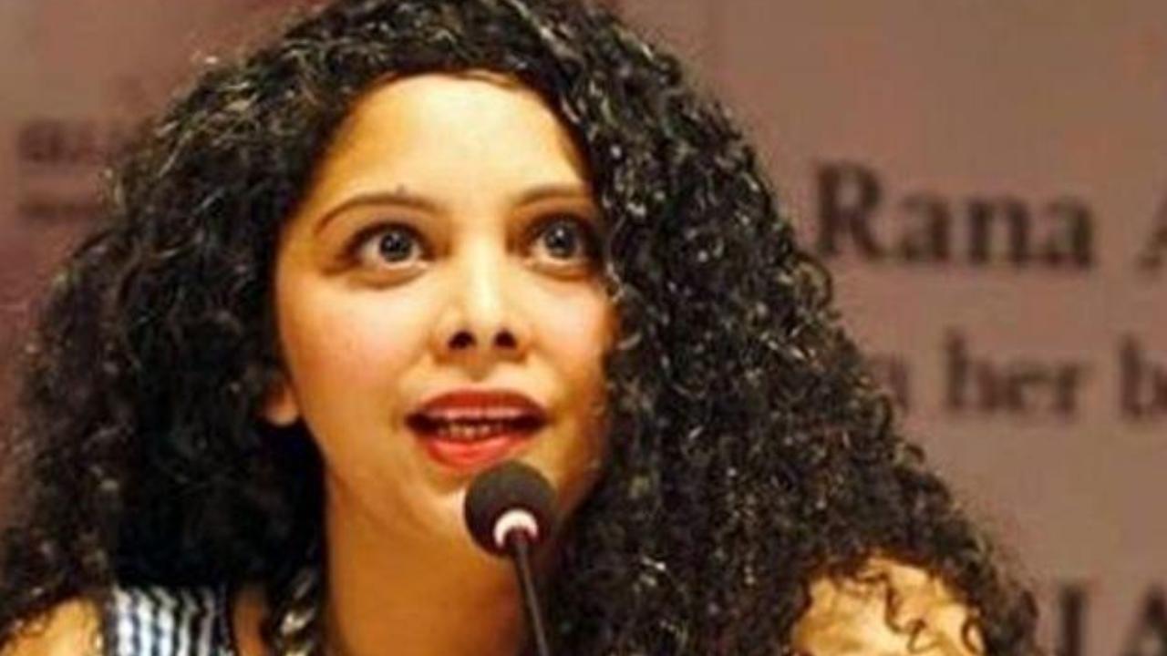 Rana Ayyub stopped at Mumbai Airport while on way to UK