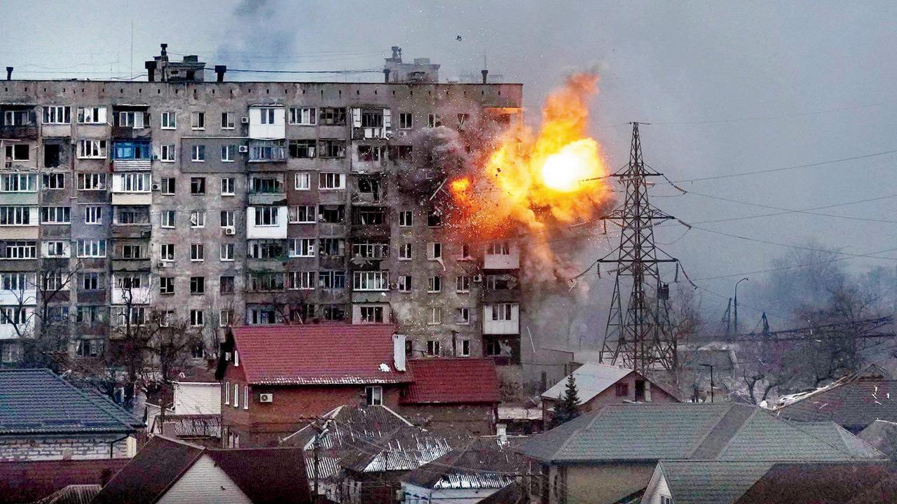 Russia advances towards Kyiv; cities under siege