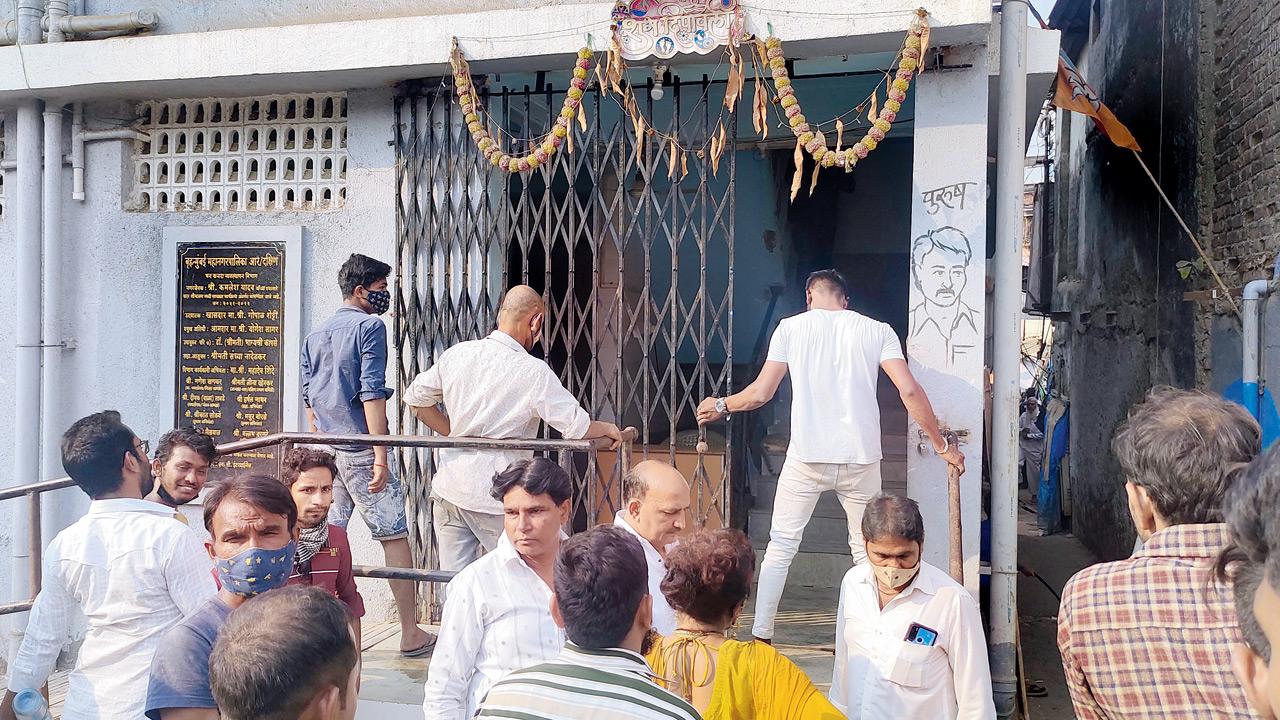 The public toilet in Ekta Nagar, Kandivli. Pic/Samiullah Khan