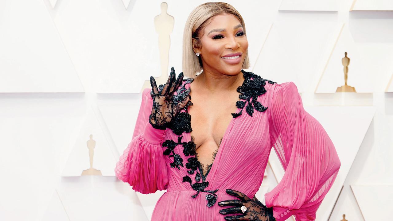 Serena glams up for Oscars