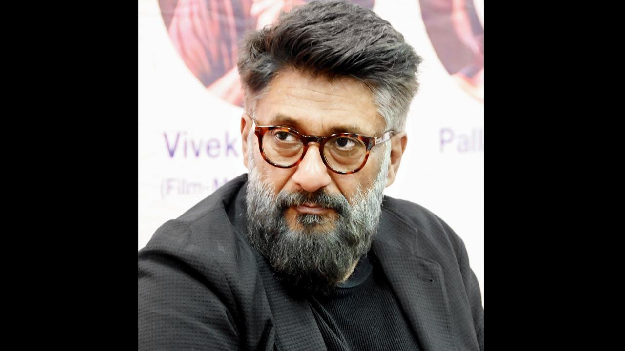 Complaint filed against 'The Kashmir Files' director Vivek Agnihotri in Versova