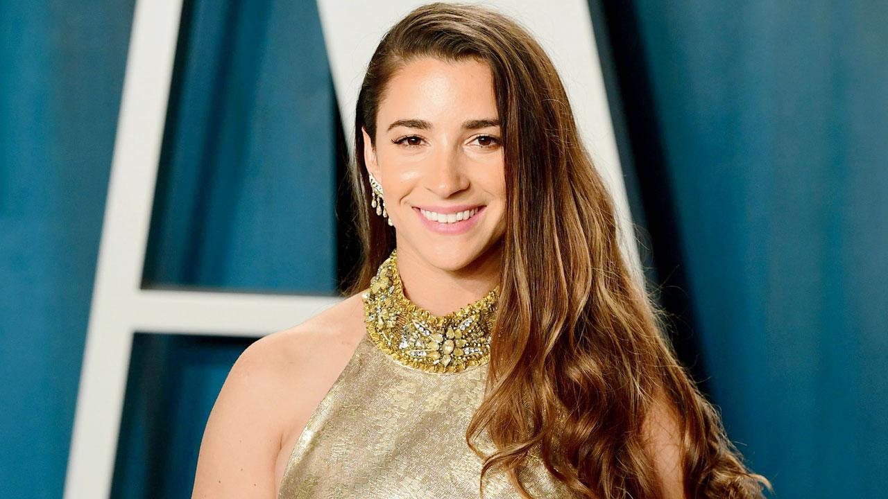 Former gymnast Aly Raisman loves being big sister and hanging out with friends, family