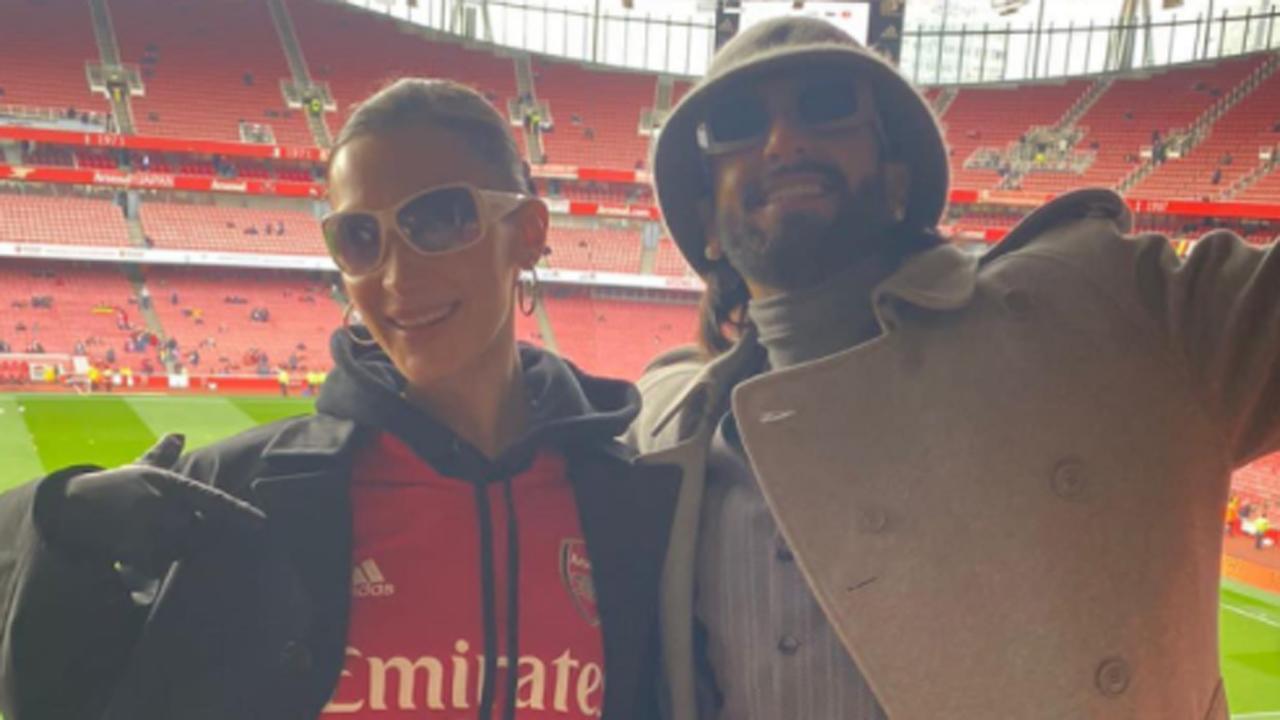 Ranveer Singh poses with Bella Hadid at English Premier League