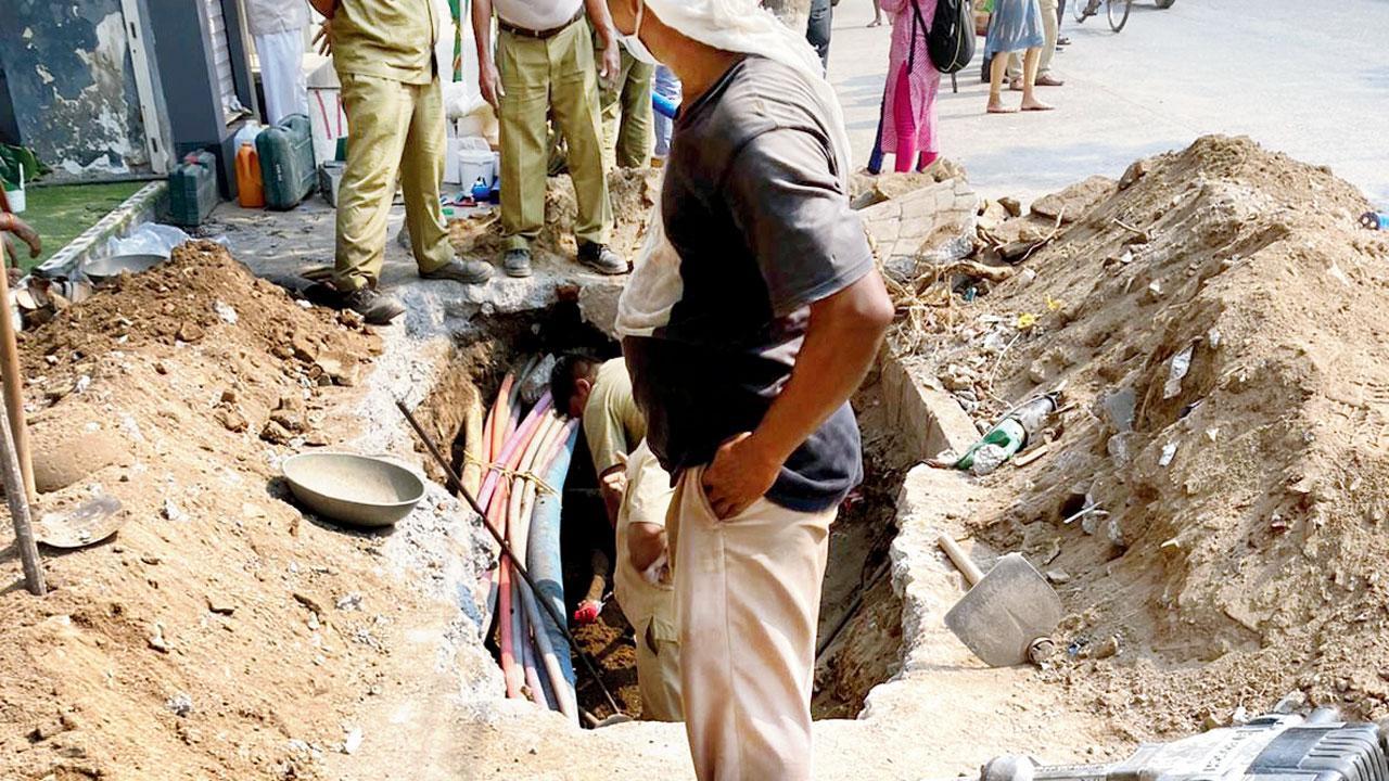 Colaba turns woe-laba as locals feel the heat