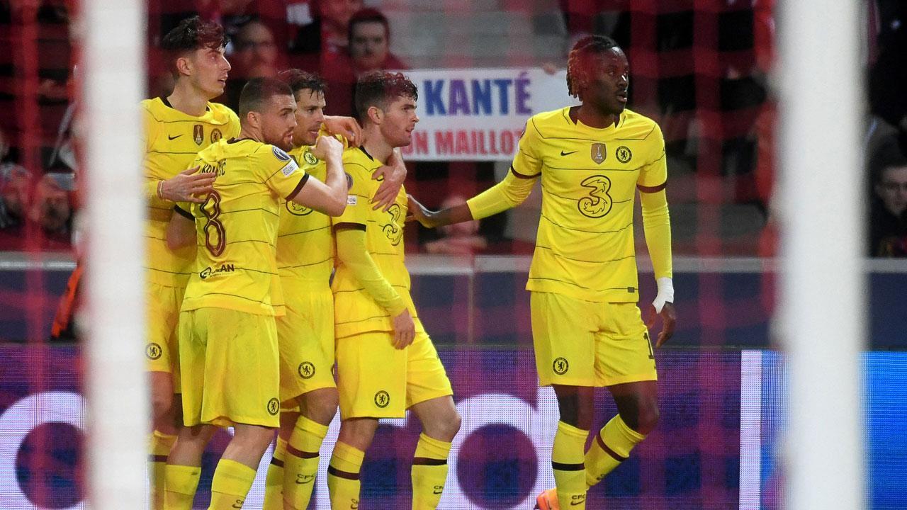 UEFA Champions League: Title holders Chelsea through to last eight