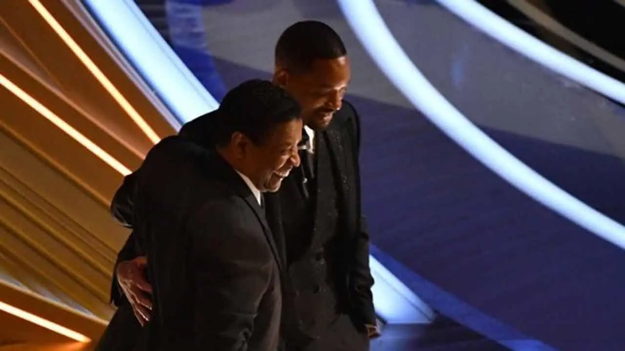 Here's what Denzel Washington told Will Smith after he smacked Chris Rock at Oscars 2022