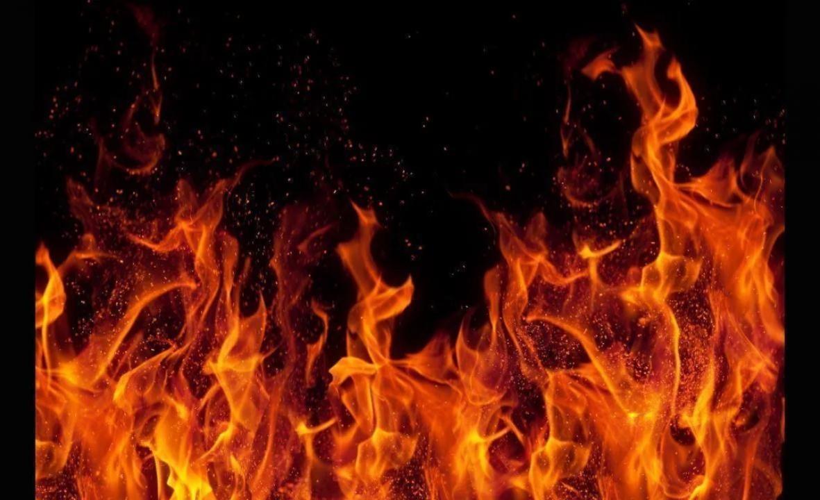 11 killed in fire at scrap shop in Hyderabad's Bhoiguda; CM announces Rs 5L ex-gratia