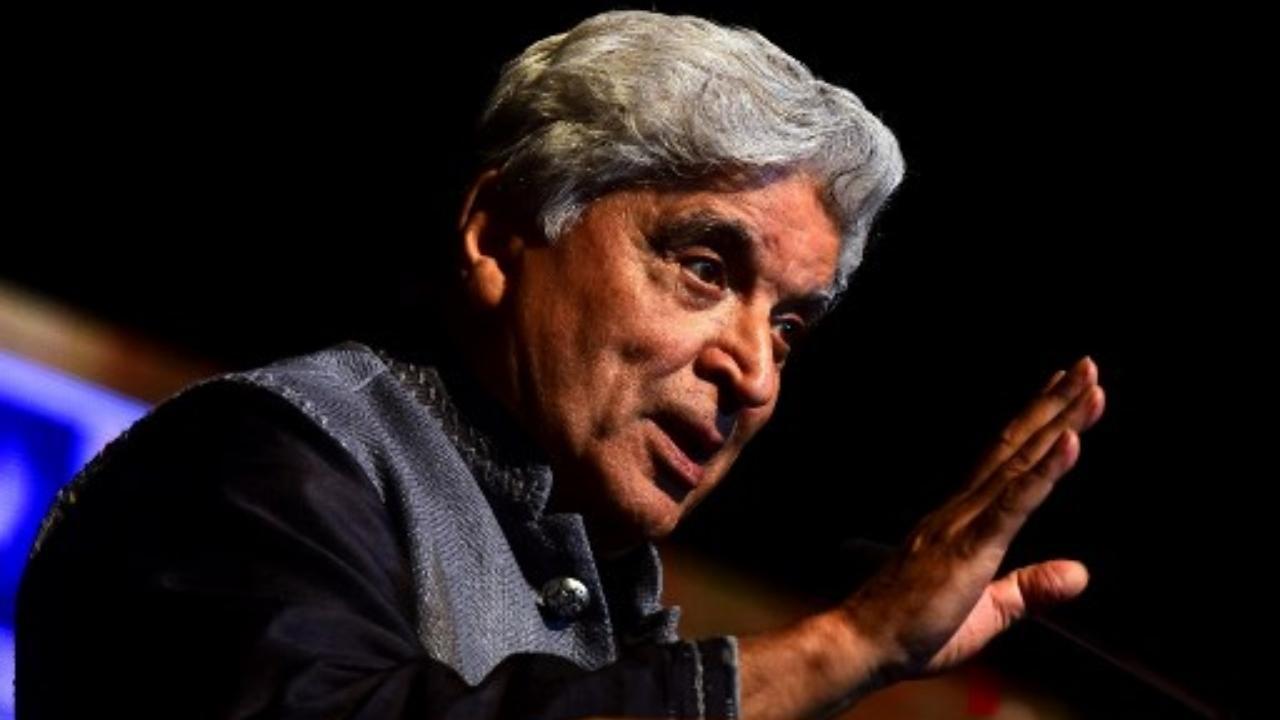 Javed Akhtar lauds Indian government's effort for evacuating stranded students from Ukraine