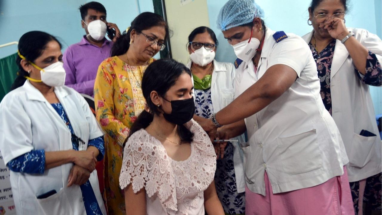 On Day 1 of children's vaccination, centres receive dismal responses from 12-14 age group beneficiaries