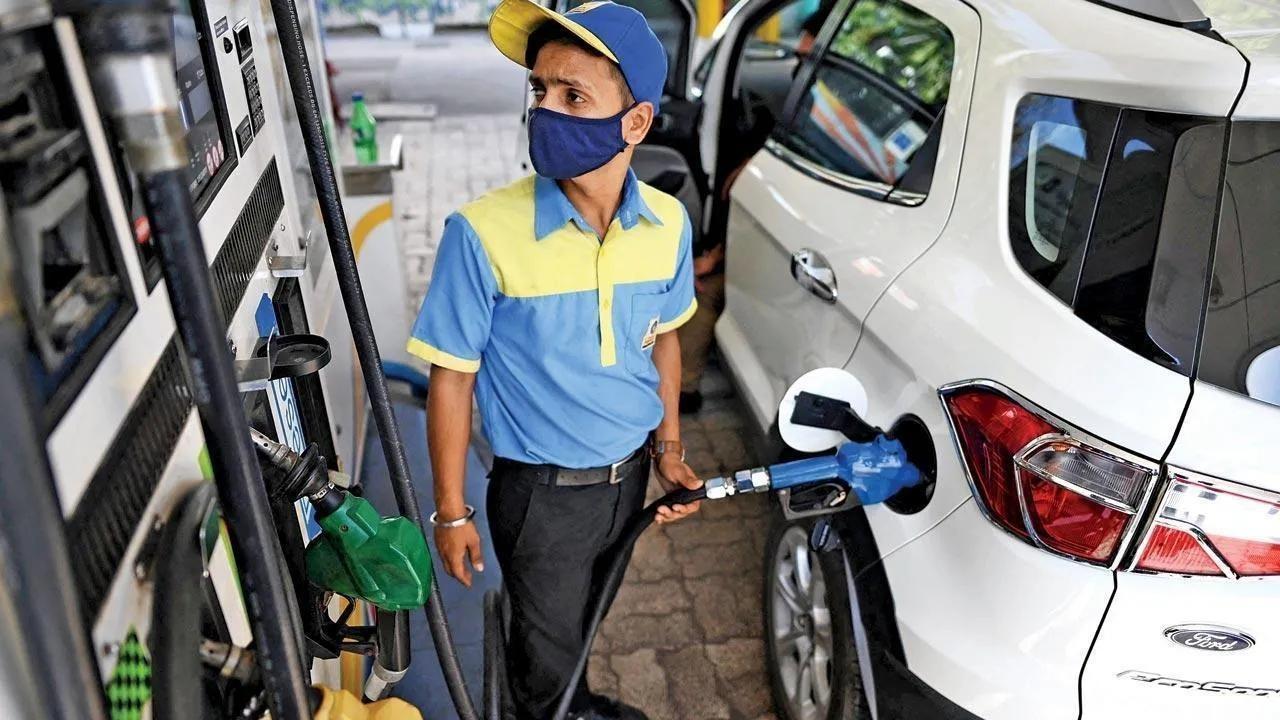 Petrol, diesel cost up for 2nd day in row; 85 paise rise again in Mumbai