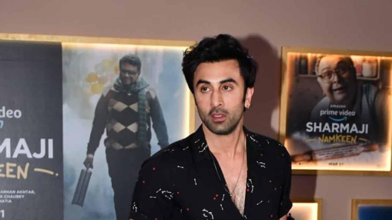 Ranbir Kapoor Almost Filled Rishi Kapoor's Shoes In Sharmaji Namkeen:  'Nothing Was Working Out' - News18