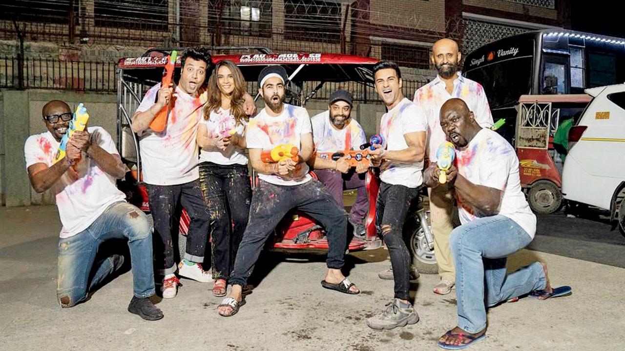 The Fukrey 3 team playing Holi on set