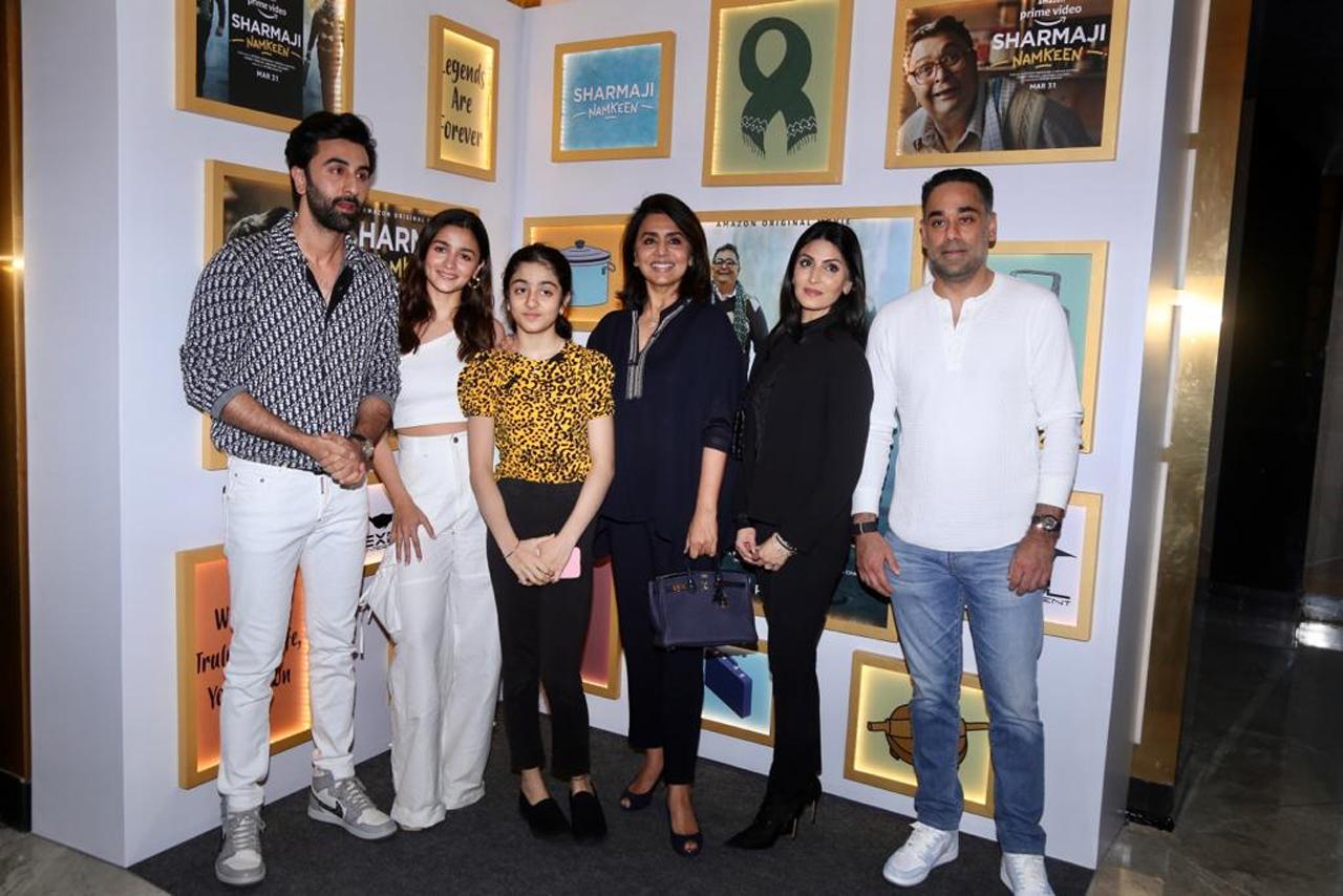 Alia Bhatt went white with her white top and white pants and producer Ritesh Sidhwani took up a simple black tshirt on the blue jeans. 