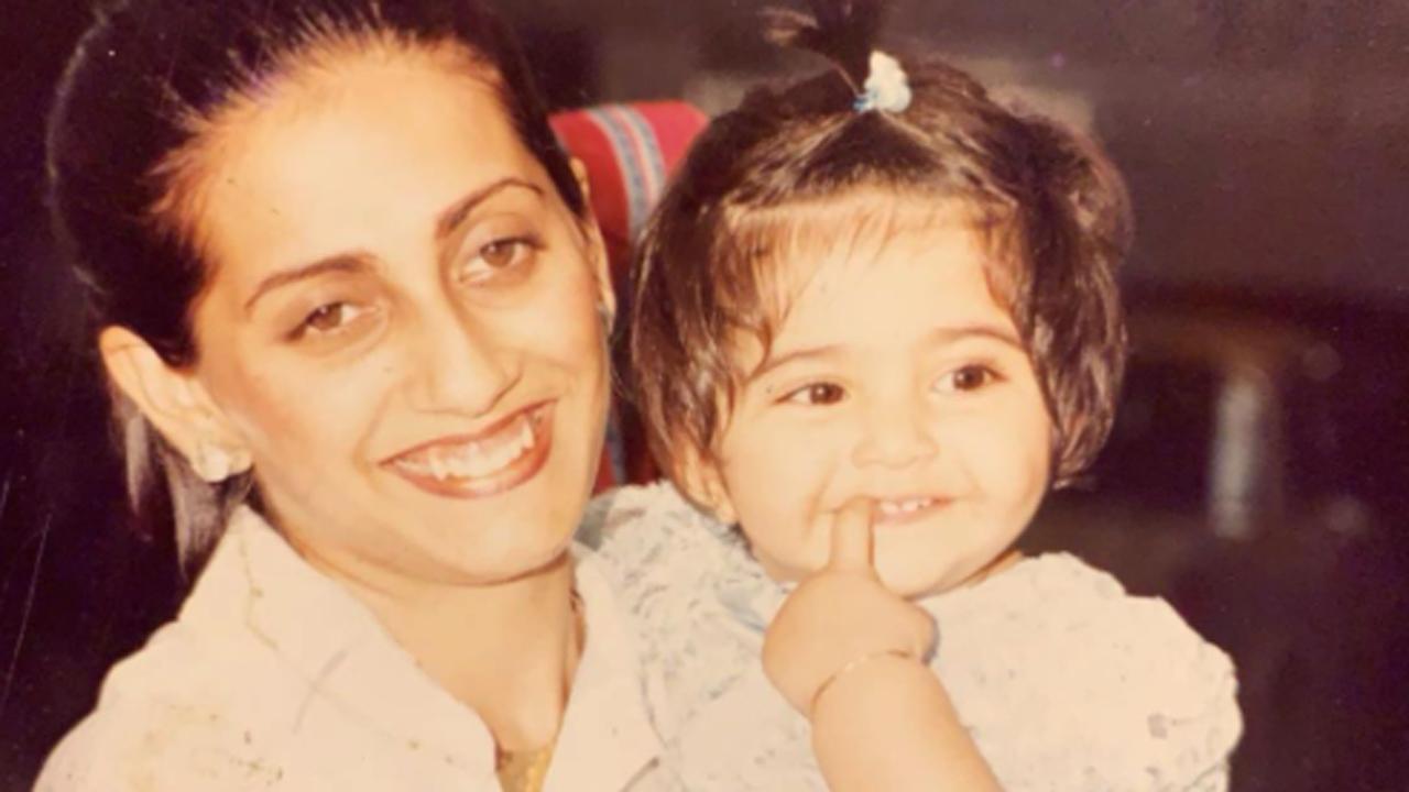 Sonam Kapoor's birthday wish for her mother is all things love
