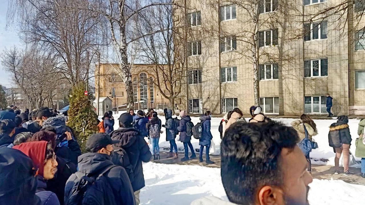 Elation turns into fear after Indian students in Sumy told to get off buses