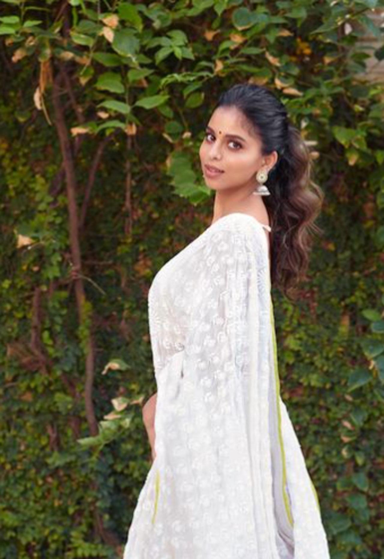 Taking to his Instagram handle, Manish shared some more images of Suhana in which she looked elegant in a white chikankari lehenga paired with a backless choli. She looked flawless in dewy makeup, a small bindi and a puff ponytail. 