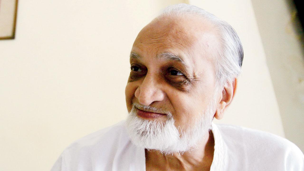 Ghashiram Kotwal was Vijay Tendulkar’s third play to attract extreme public reactions. The play was allowed to go abroad by PM Indira Gandhi only because it was profusely praised by filmmaker Satyajit Ray. Pic/Getty Images