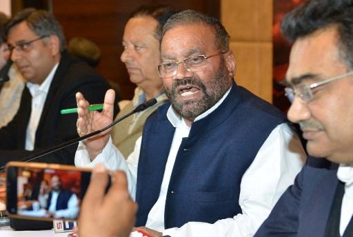 Swami Prasad Maurya, who had jumped ship to SP from BJP before the elections, lost from UP's Fazilnagar. He was defeated by BJP's Surendra Kumar Khushwaha by 45,580 votes. Pic/ AFP