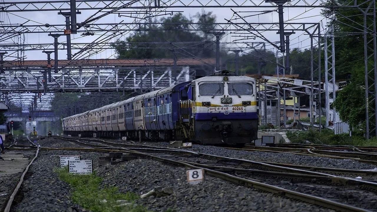 Bihar: Railway Operations disrupted after bomb found on tracks in Gaya