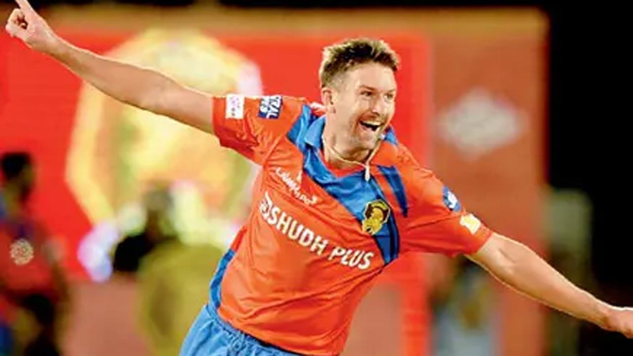 Tye replaces injured Wood in Lucknow squad