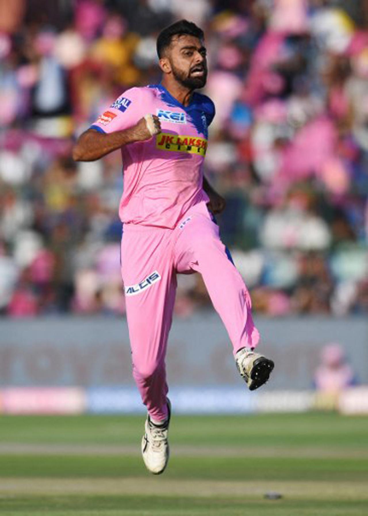 India's Jaydev Unadkat was the final bowler to take a hattrick in 2017 during Pune's game vs Sunrisers Hyderabad. Unadkat took 5/30.