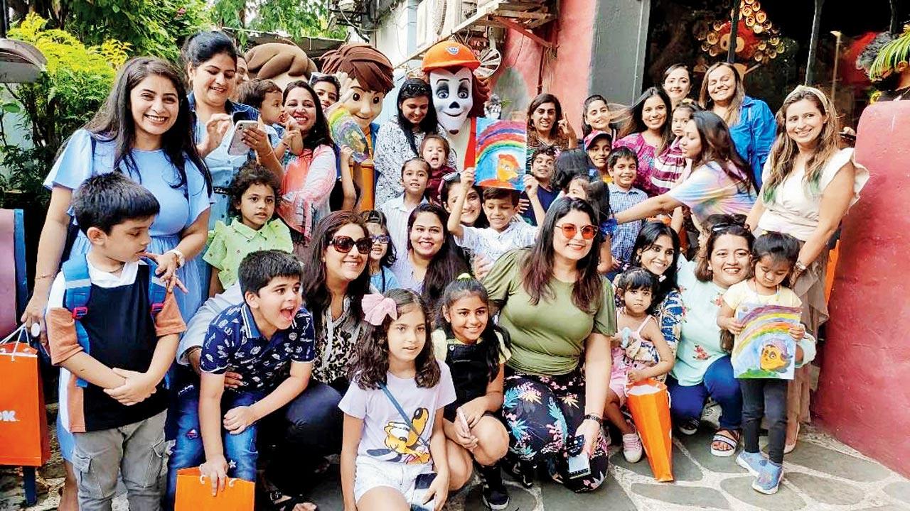 A previous workshop by Bombay Drawing Room. Pic/Instagram