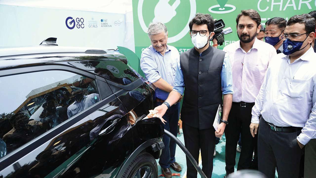 Mumbai: Haji Ali’s waste-to-energy plant will now have two charging points for electric vehicles