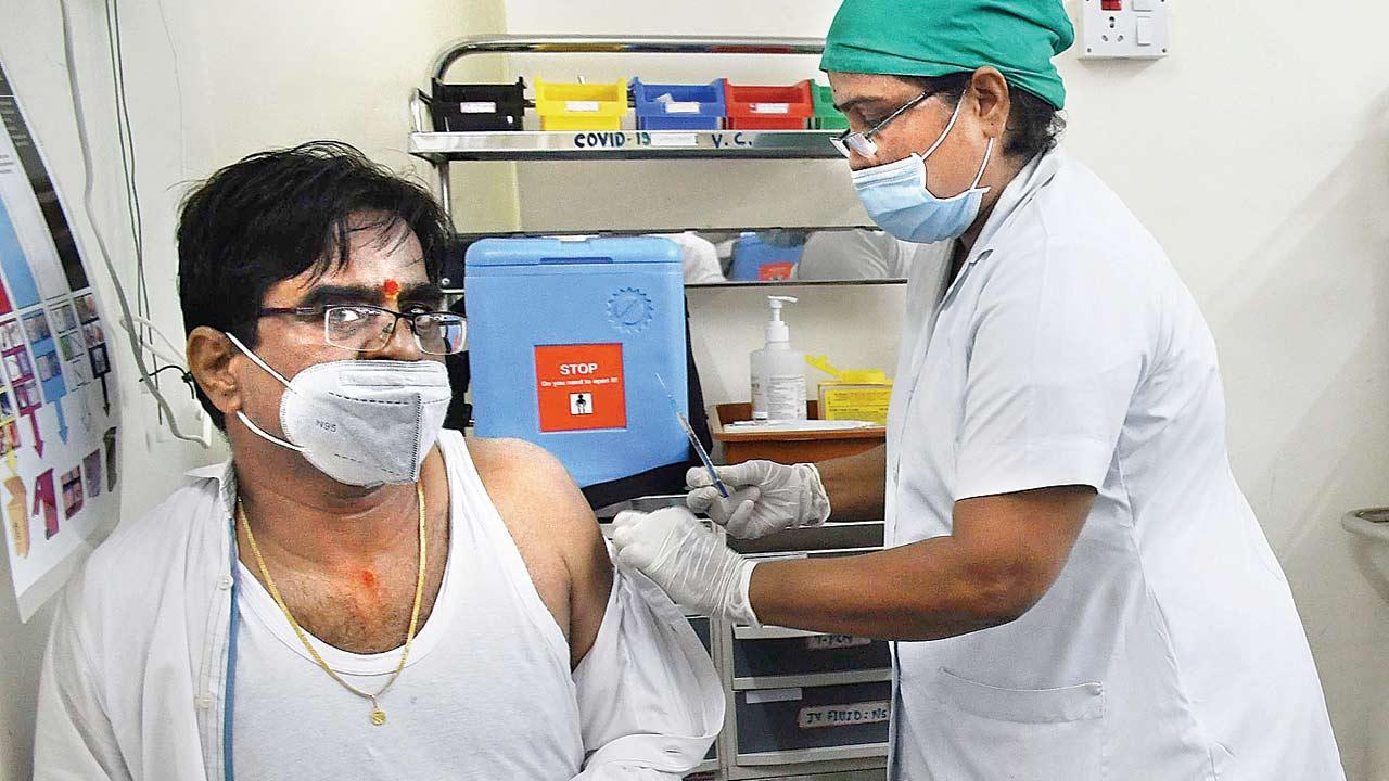Mumbai’s Covid-19 cases rise to three digits again