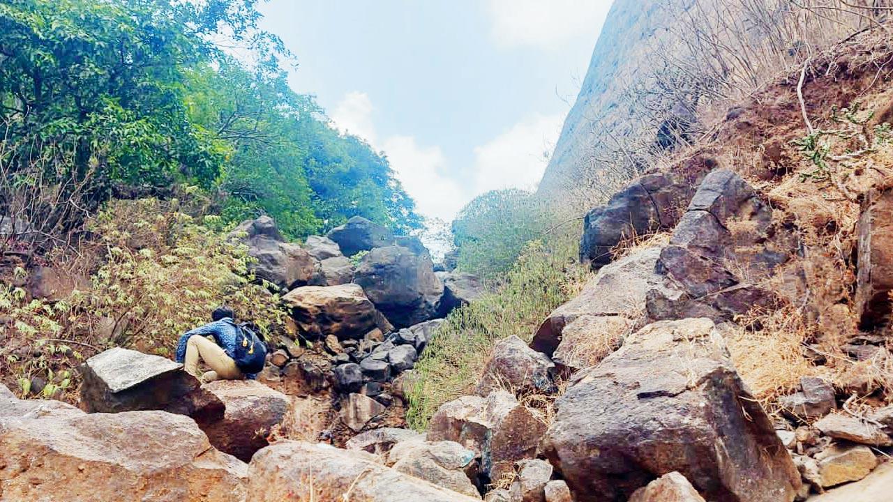 Delhi trekker’s body found near Lonavla after 4 days